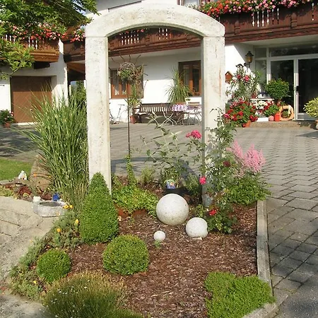 Zum Ebenstein Am Donausteig بيت ضيافة 3*